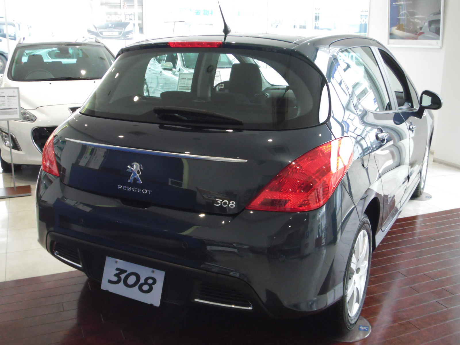 展示車308のご案内