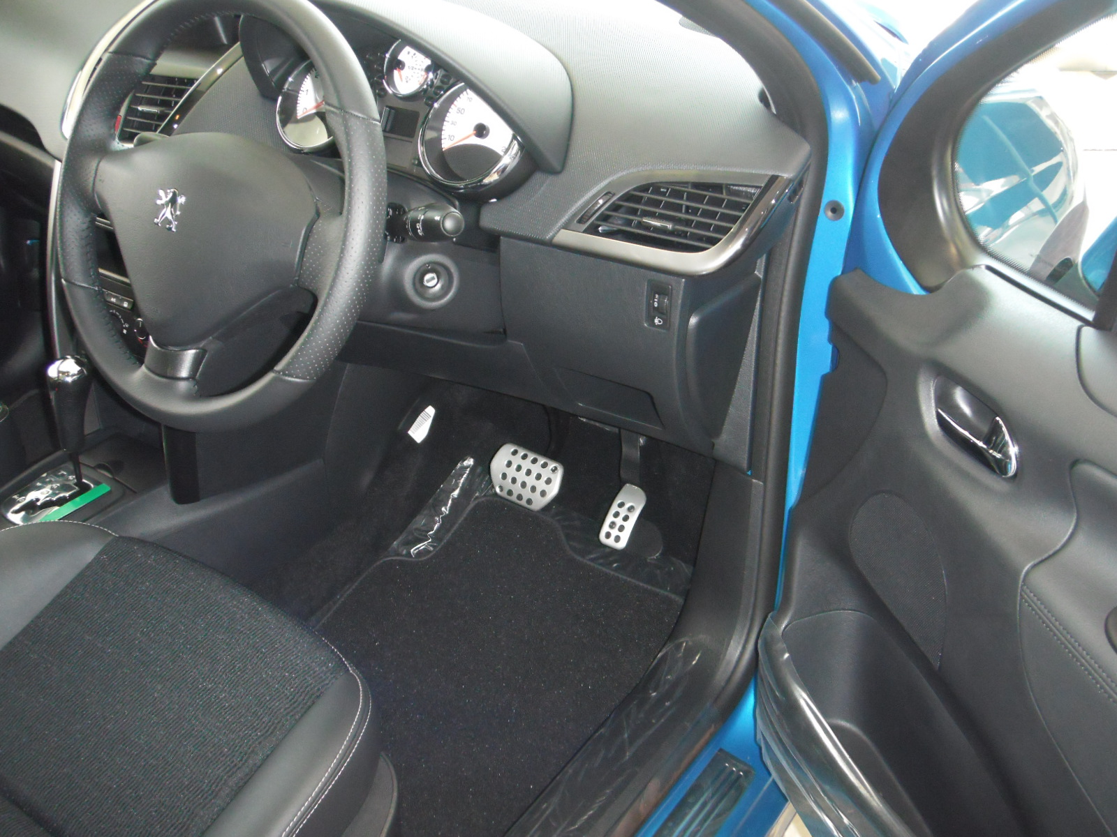 207限定車　ＳＰＯＲＴＩＵＭ　入荷