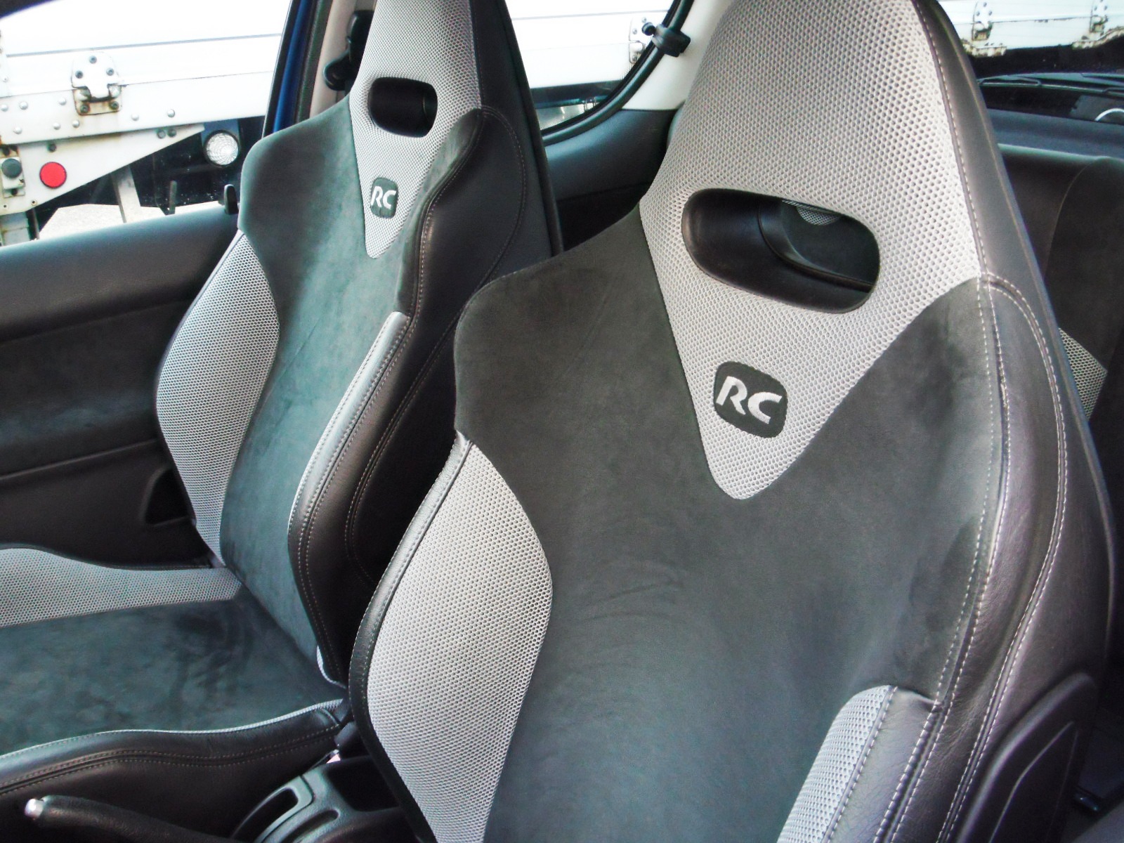 新入荷中古車のご案内　その２