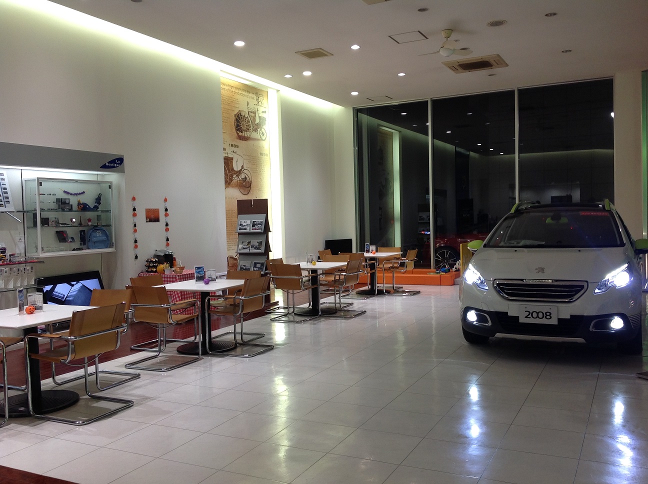 PEUGEOT Night&Light Fair レポート♪