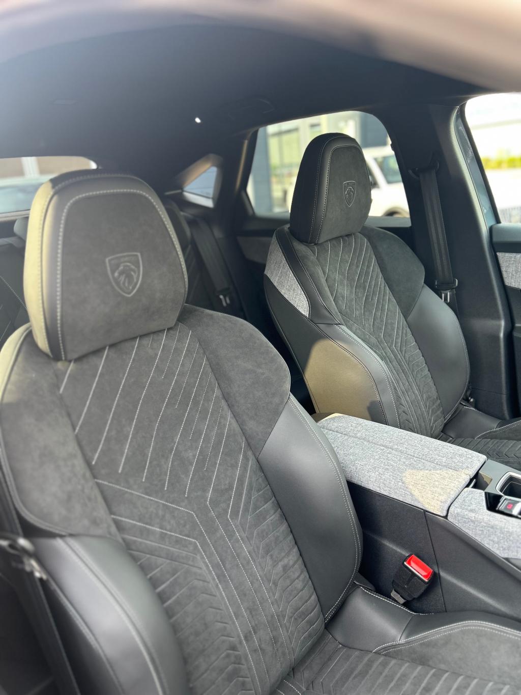 NEW PEUGEOT 3008ついに…✨